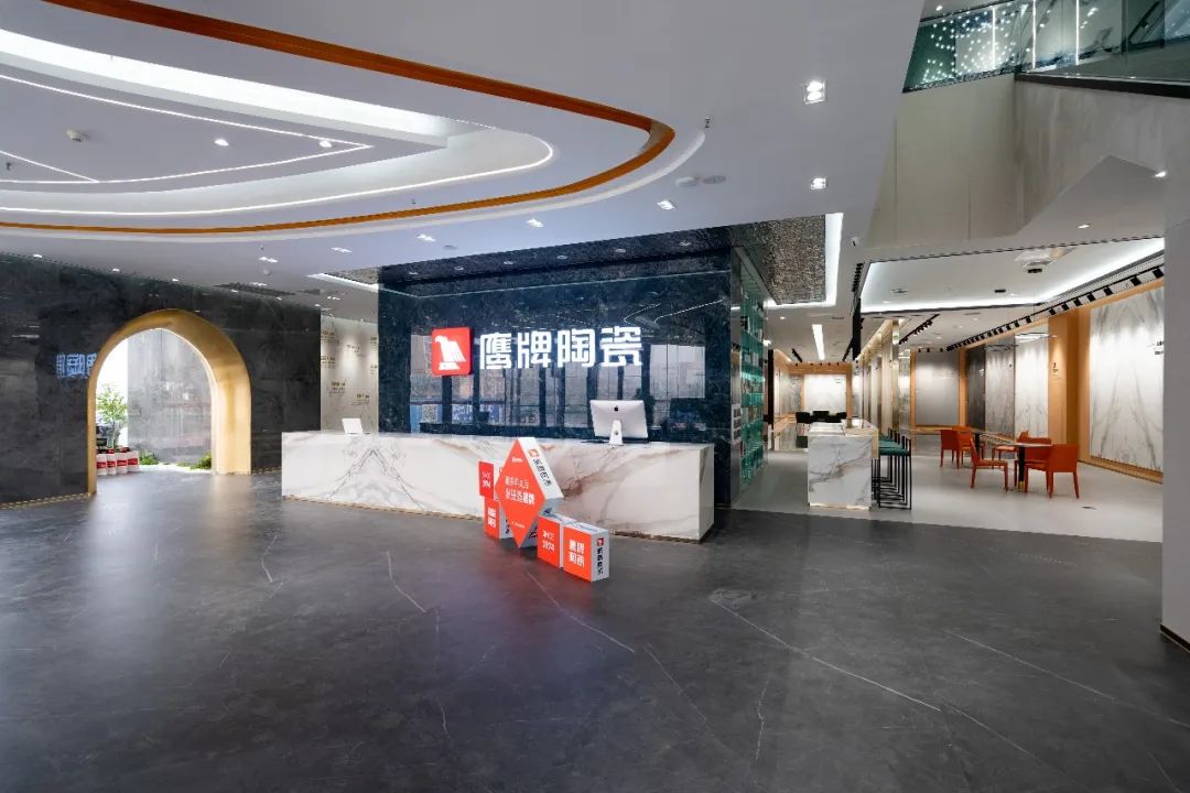 濟(jì)南旗艦店｜旗艦啟航，乘風(fēng)破浪，鷹牌陶瓷山東運(yùn)營中心璀璨綻放(圖3)