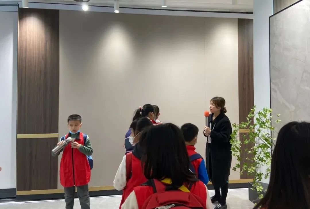 爭做未來接班人——2022佛山傳媒集團(tuán)職工子女冬令營走進(jìn)鷹牌！(圖7)