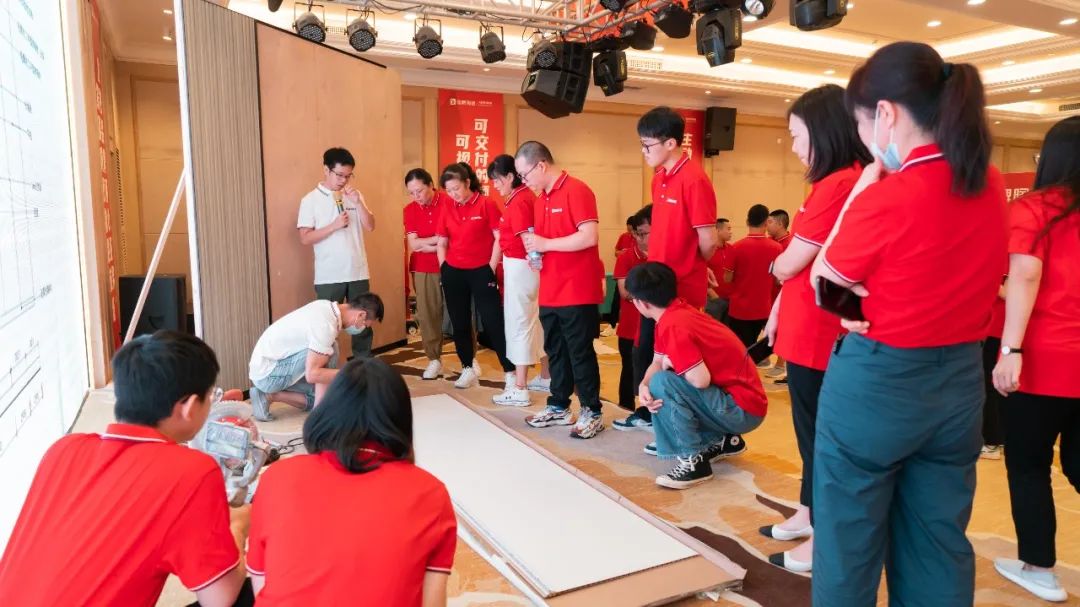 落地新戰(zhàn)略，實(shí)踐新模式，決戰(zhàn)新未來(lái) ｜ 2022鷹牌墻地專家全國(guó)店長(zhǎng)培訓(xùn)圓滿收官！(圖17)