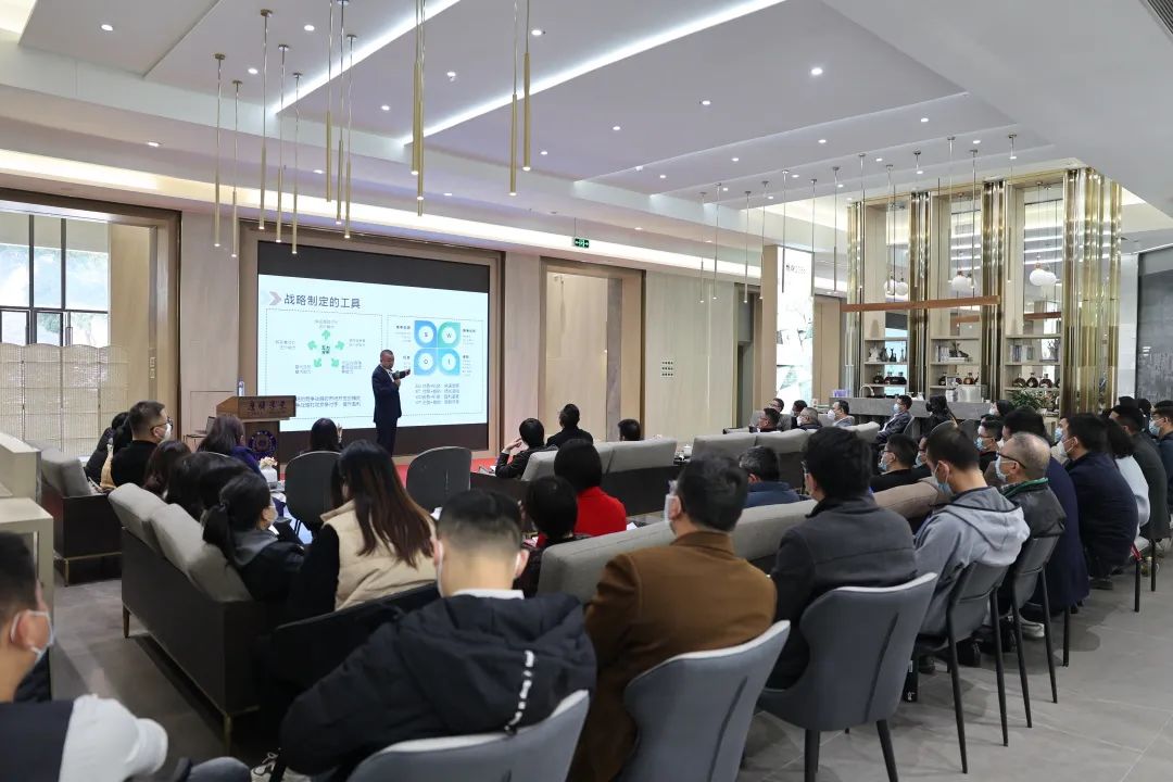 凝心聚力，深耕創(chuàng)變｜2023鷹牌集團(tuán)戰(zhàn)略規(guī)劃會(huì)議圓滿舉行！(圖4)