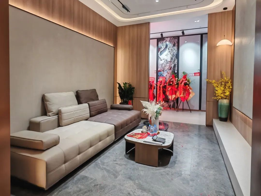 新店開業(yè)｜防城港鷹牌陶瓷旗艦店盛大開業(yè)！(圖17)