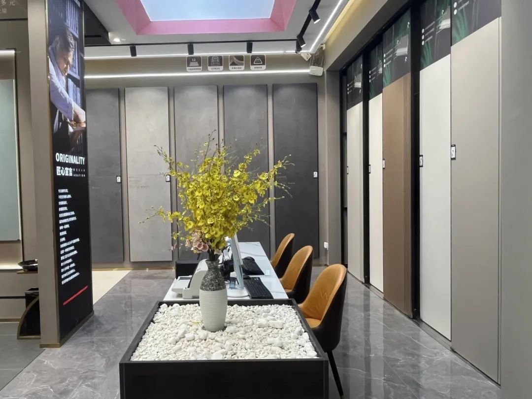 鷹牌50周年 門店風采｜貴州都勻鷹牌旗艦店，以極簡之美，引領(lǐng)空間美學新風尚(圖3)