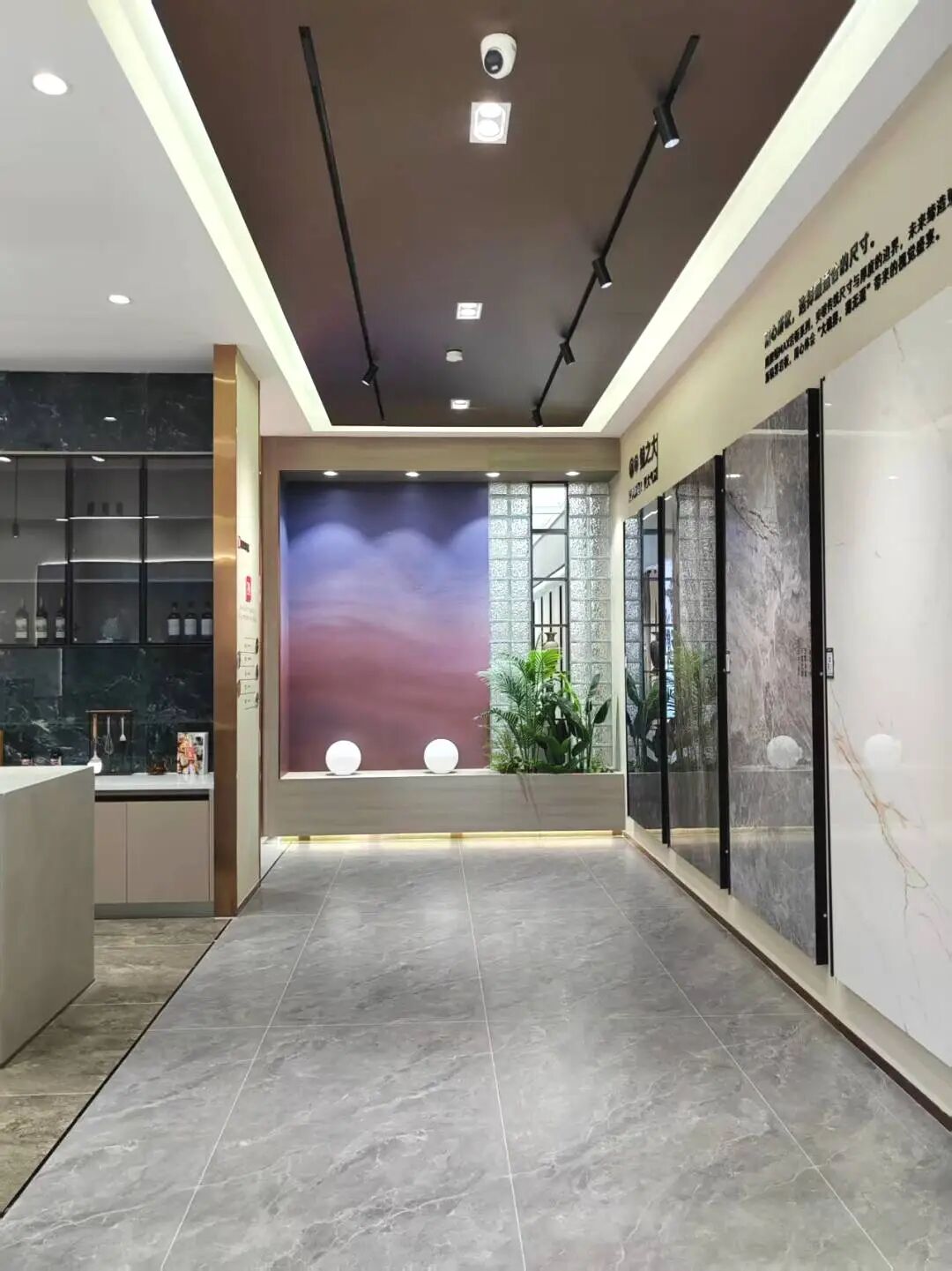 四川宜賓鷹牌旗艦店｜高端空間設計，美出顏值新境界(圖19)