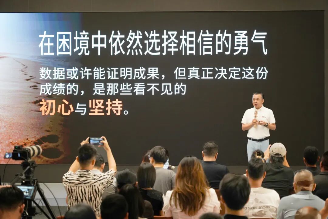 風(fēng)起處，萬物生 | 鷹牌新材戰(zhàn)略發(fā)布會(huì)圓滿落幕！(圖6)